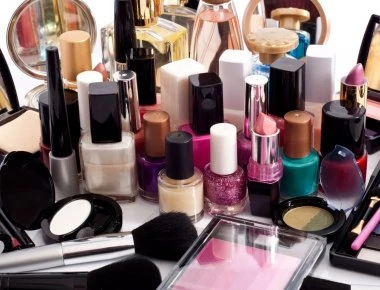 Ο ΕΟΦ αποσύρει 74 προϊόντα καλλυντικών λόγω μη ενδεδειγμένης ποιότητας